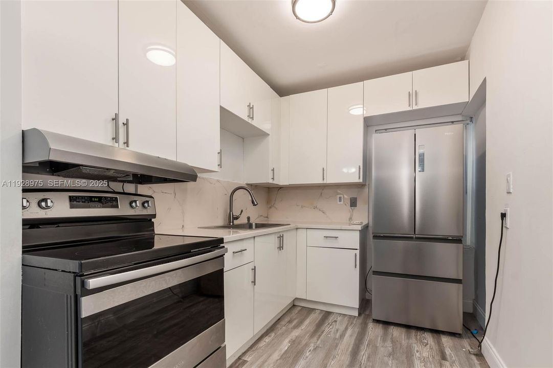 For Rent: $2,695 (3 beds, 3 baths, 1511 Square Feet)