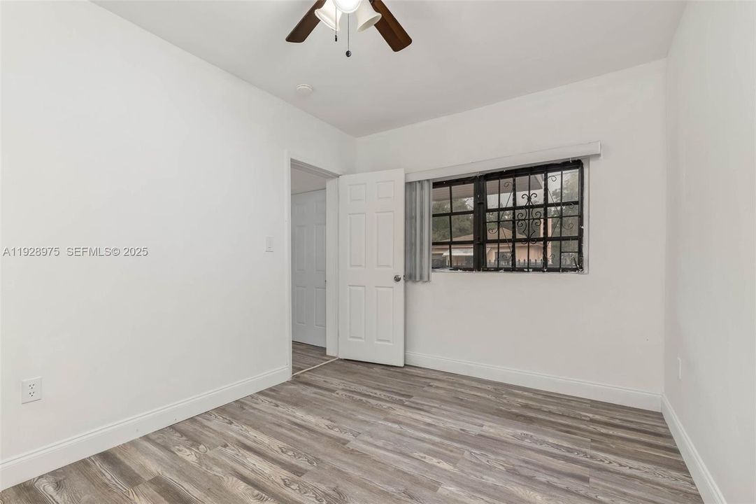 For Rent: $2,695 (3 beds, 3 baths, 1511 Square Feet)