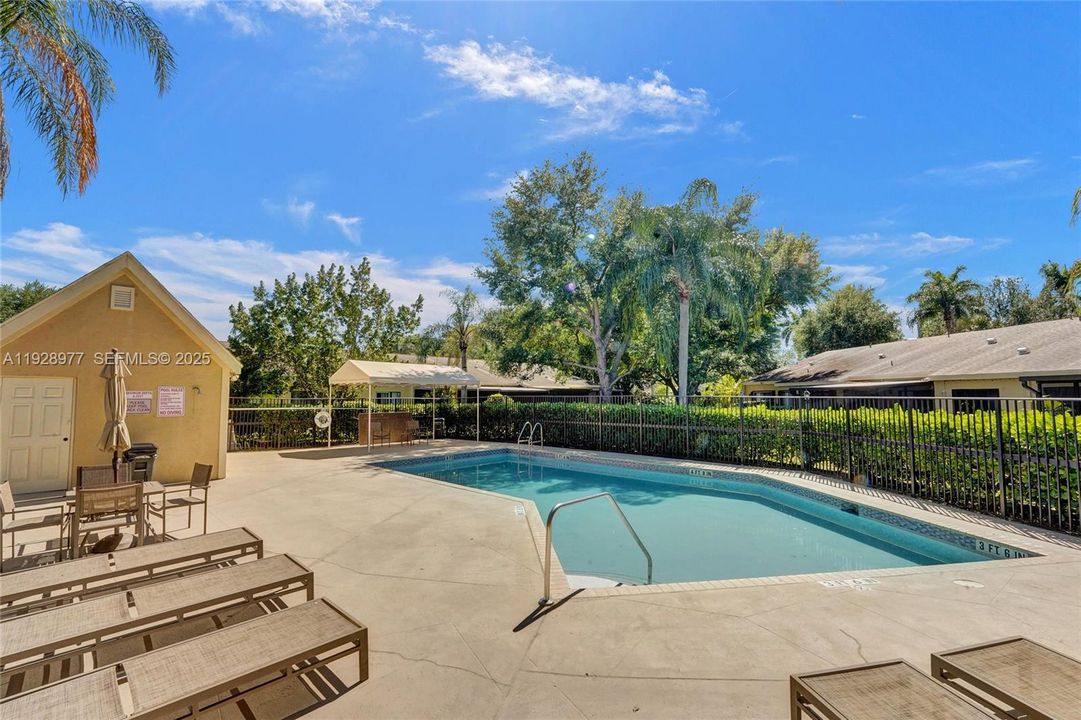 En Venta: $390,000 (3 camas, 2 baños, 1512 Pies cuadrados)