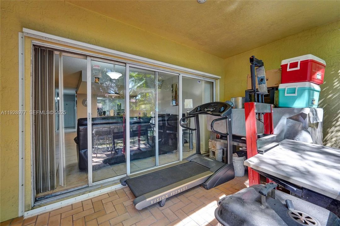 En Venta: $390,000 (3 camas, 2 baños, 1512 Pies cuadrados)