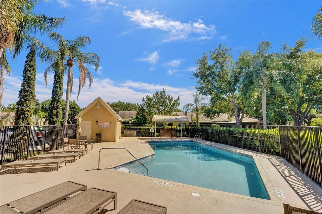 En Venta: $390,000 (3 camas, 2 baños, 1512 Pies cuadrados)