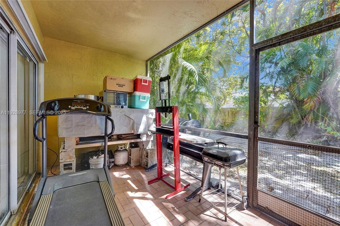 En Venta: $390,000 (3 camas, 2 baños, 1512 Pies cuadrados)