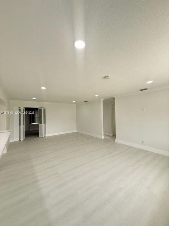 En Venta: $545,000 (3 camas, 2 baños, 1486 Pies cuadrados)