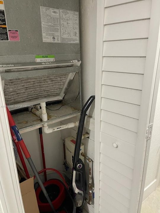 出租: $2,200 (2 贝兹, 2 浴室, 986 平方英尺)