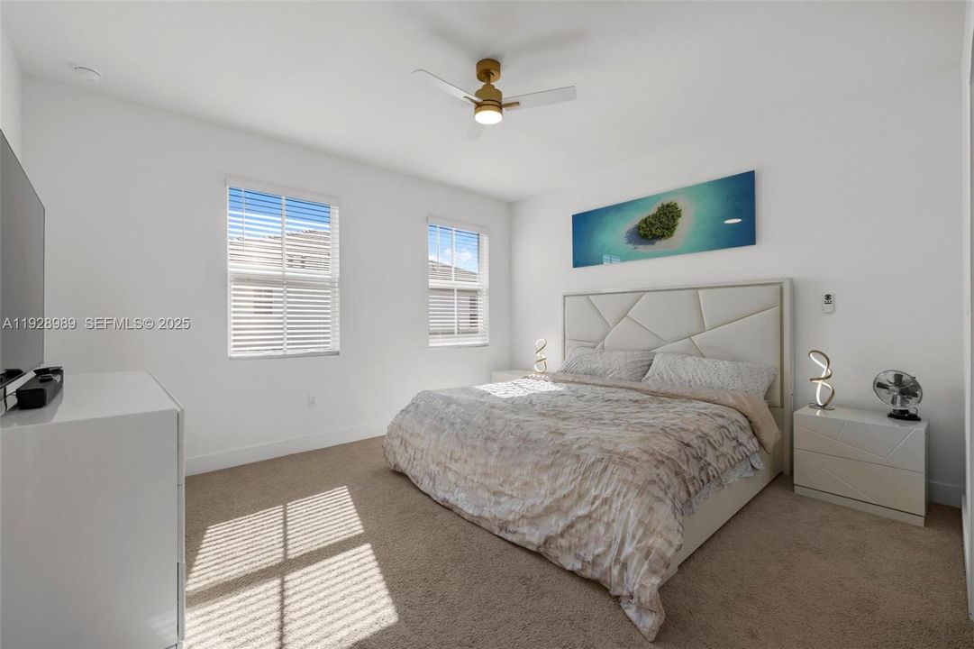 For Sale: $695,000 (3 beds, 2 baths, 2049 Square Feet)