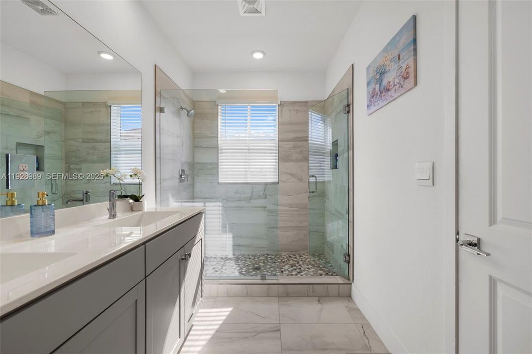 For Sale: $695,000 (3 beds, 2 baths, 2049 Square Feet)