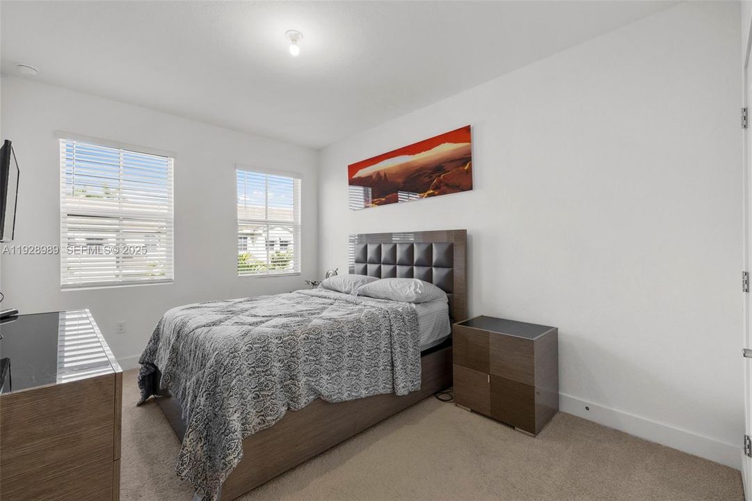 For Sale: $695,000 (3 beds, 2 baths, 2049 Square Feet)