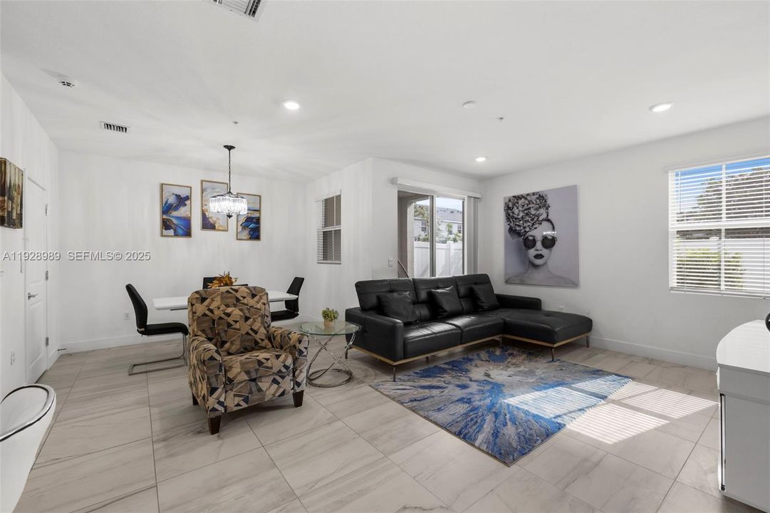 For Sale: $695,000 (3 beds, 2 baths, 2049 Square Feet)