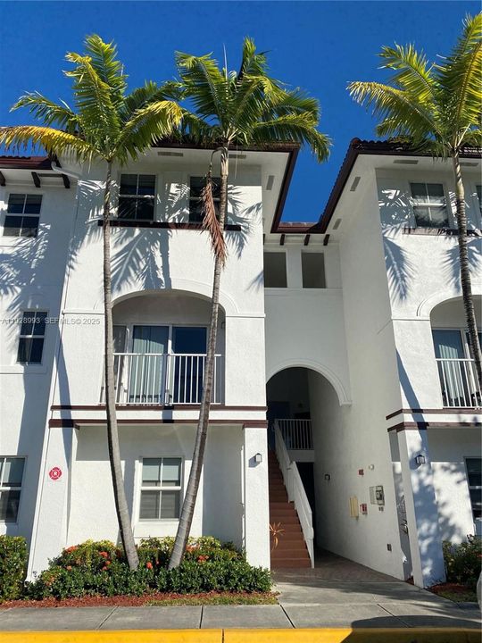 待售: $410,000 (3 贝兹, 2 浴室, 1364 平方英尺)