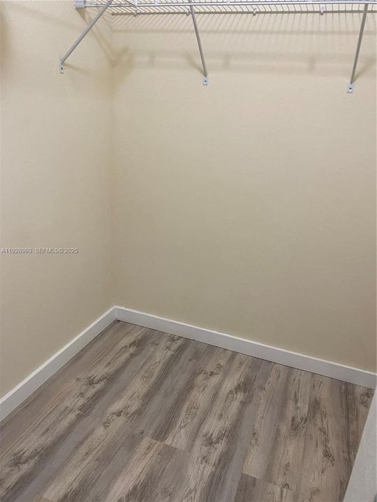 待售: $410,000 (3 贝兹, 2 浴室, 1364 平方英尺)