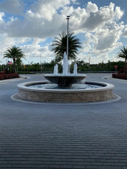 待售: $410,000 (3 贝兹, 2 浴室, 1364 平方英尺)