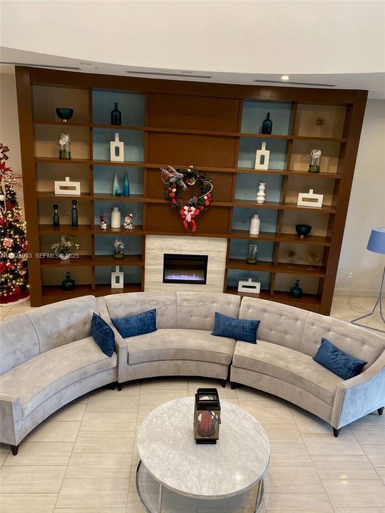 待售: $410,000 (3 贝兹, 2 浴室, 1364 平方英尺)