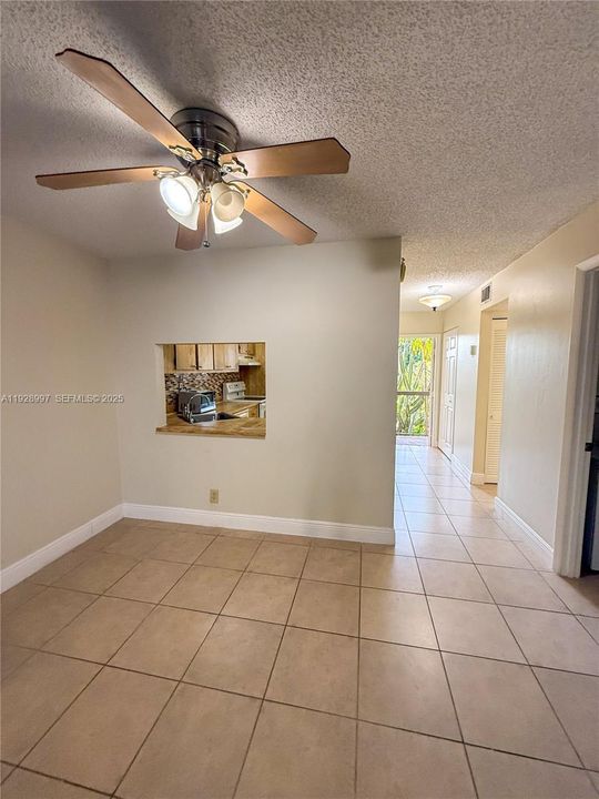 For Rent: $1,850 (2 beds, 2 baths, 900 Square Feet)