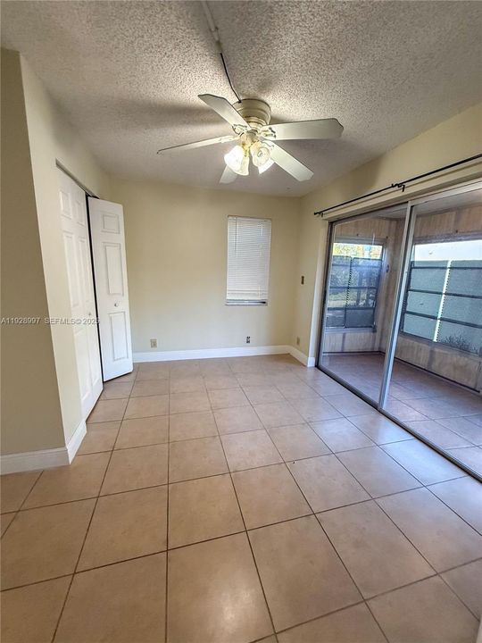 For Rent: $1,850 (2 beds, 2 baths, 900 Square Feet)