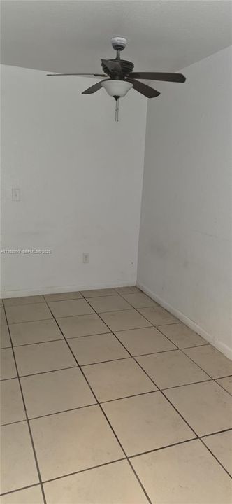 For Rent: $2,000 (2 beds, 1 baths, 6752 Square Feet)