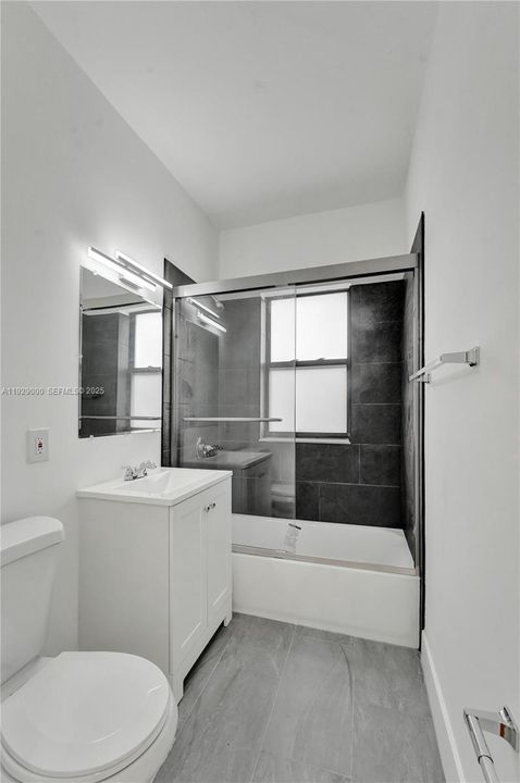 出租: $2,400 (2 贝兹, 1 浴室, 1156 平方英尺)