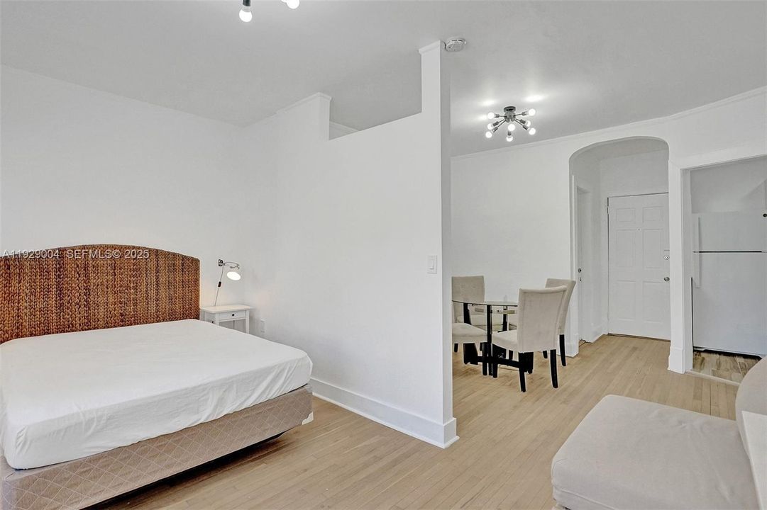 В аренду: $1,800 (0 спален, 1 ванн, 515 Квадратных фут)