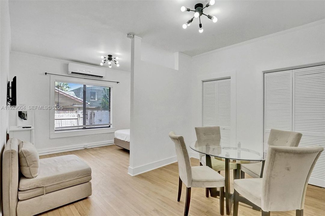 В аренду: $1,800 (0 спален, 1 ванн, 515 Квадратных фут)