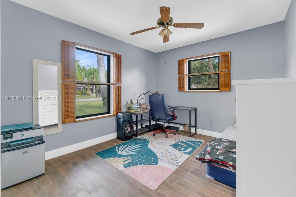 En Venta: $739,000 (3 camas, 2 baños, 2291 Pies cuadrados)