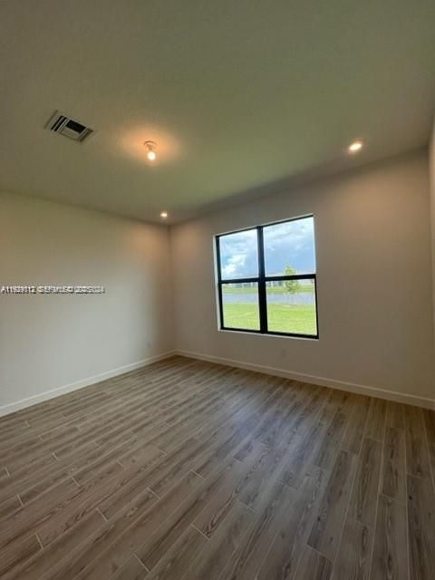 В аренду: $2,700 (3 спален, 2 ванн, 1674 Квадратных фут)