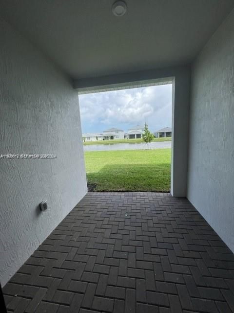 В аренду: $2,700 (3 спален, 2 ванн, 1674 Квадратных фут)