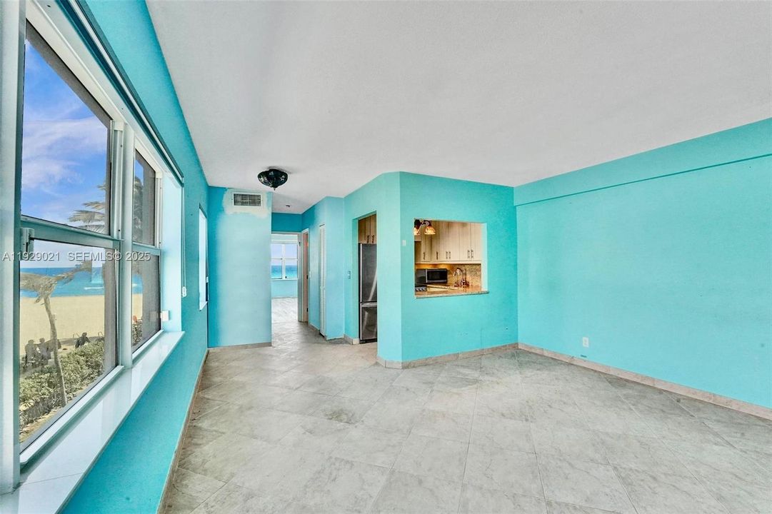 На продажу: $459,000 (1 спален, 1 ванн, 690 Квадратных фут)