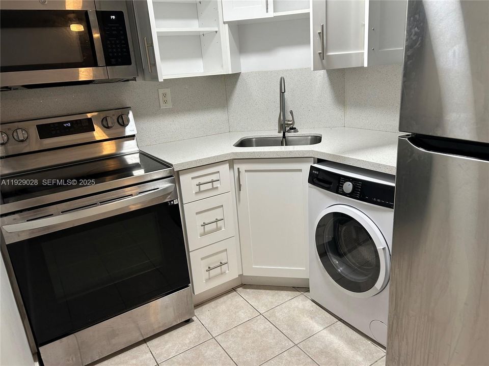 В аренду: $2,275 (2 спален, 1 ванн, 6951 Квадратных фут)