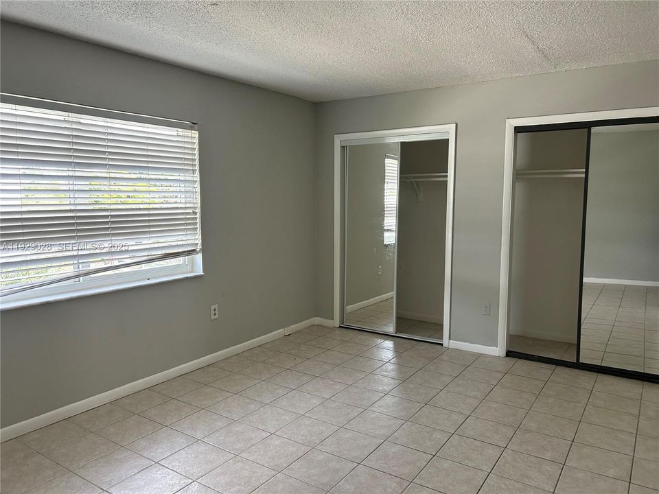 В аренду: $2,275 (2 спален, 1 ванн, 6951 Квадратных фут)