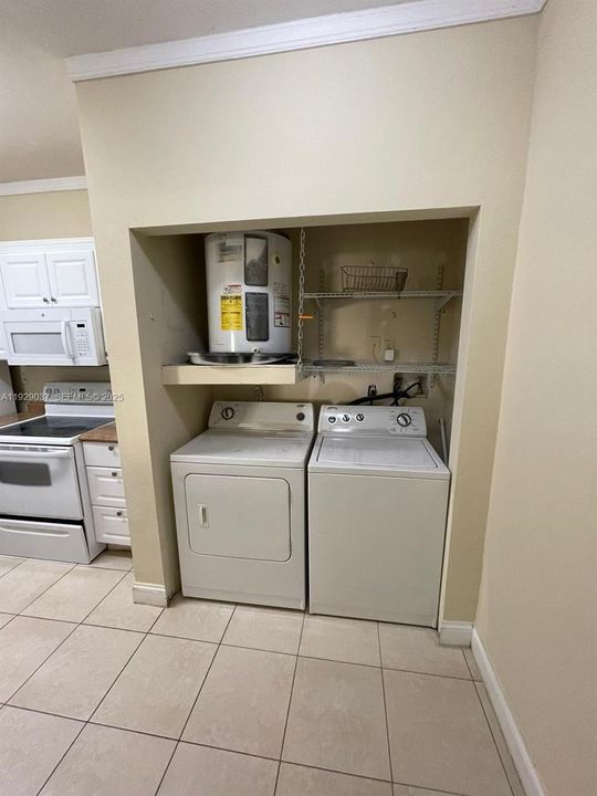 В аренду: $1,800 (1 спален, 1 ванн, 715 Квадратных фут)