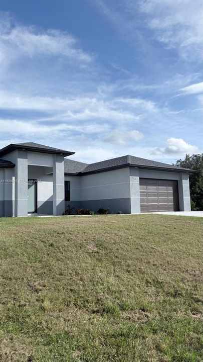 На продажу: $384,900 (4 спален, 2 ванн, 0 Квадратных фут)