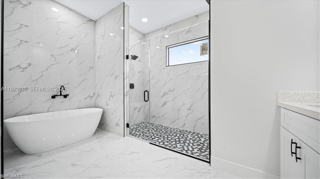 На продажу: $384,900 (4 спален, 2 ванн, 0 Квадратных фут)