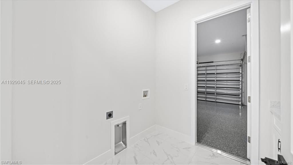 На продажу: $384,900 (4 спален, 2 ванн, 0 Квадратных фут)