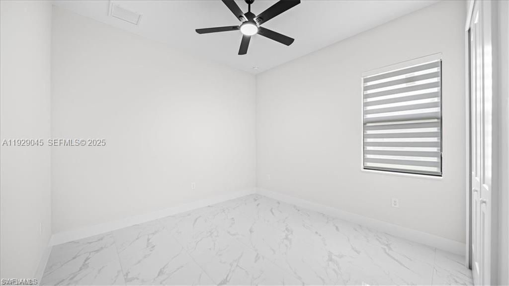 На продажу: $384,900 (4 спален, 2 ванн, 0 Квадратных фут)