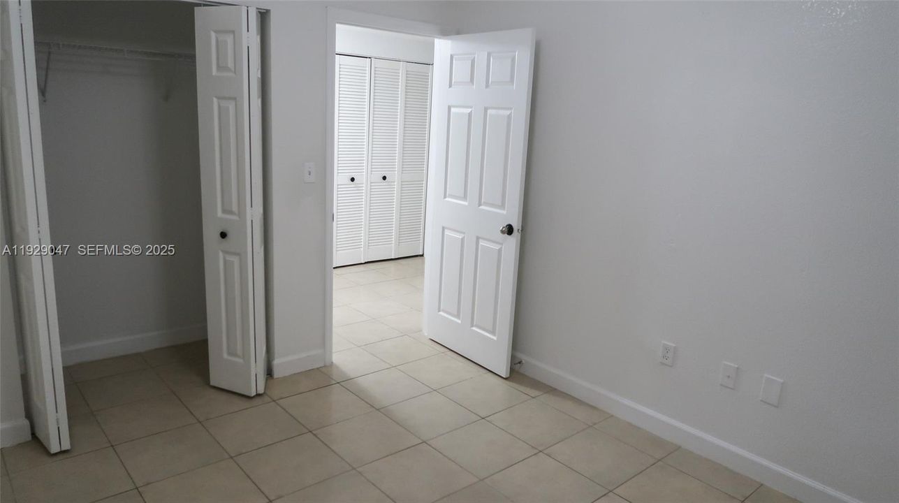 For Sale: $500,000 (3 beds, 2 baths, 1260 Square Feet)