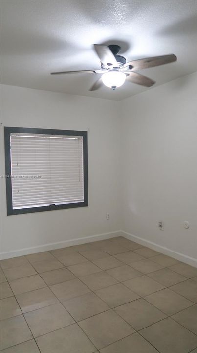 For Sale: $500,000 (3 beds, 2 baths, 1260 Square Feet)