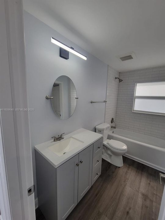 待售: $339,000 (2 贝兹, 1 浴室, 850 平方英尺)