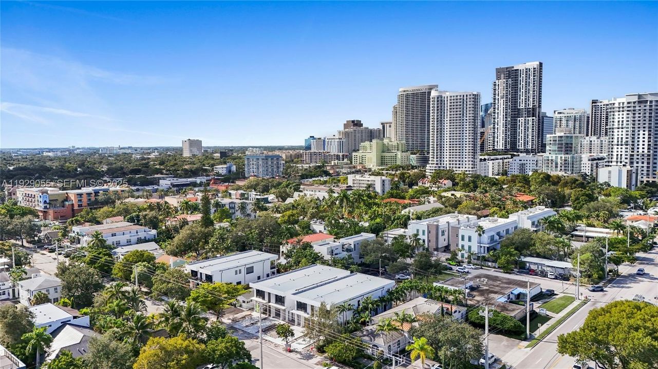 For Sale: $1,950,000 (4 beds, 4 baths, 2509 Square Feet)