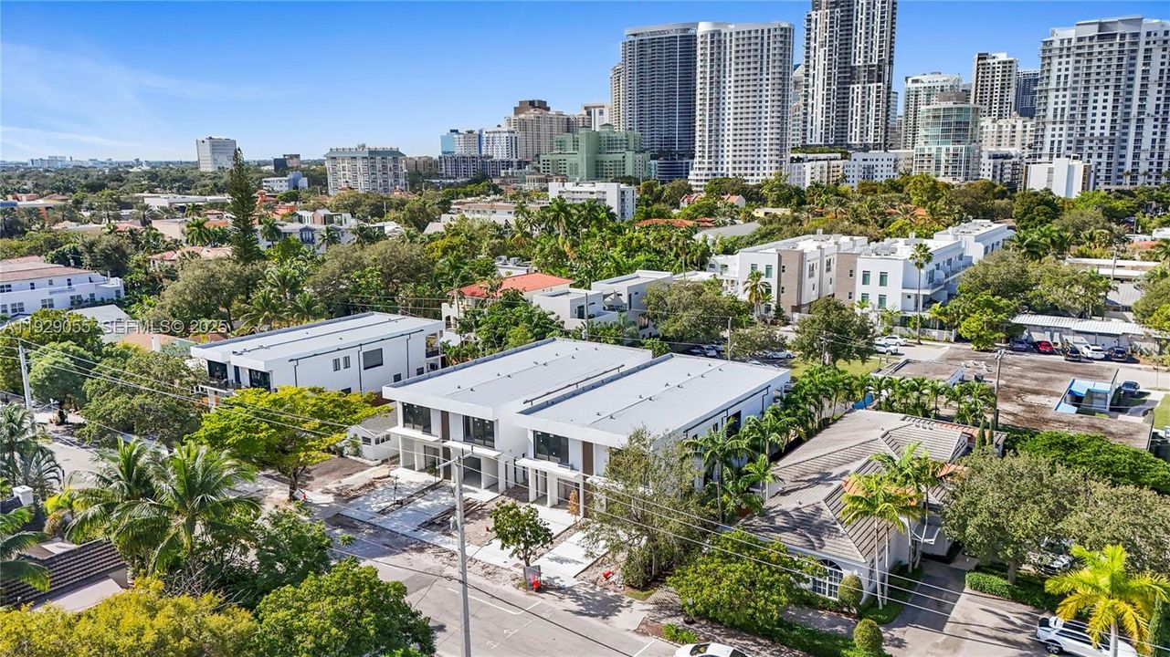 For Sale: $1,950,000 (4 beds, 4 baths, 2509 Square Feet)