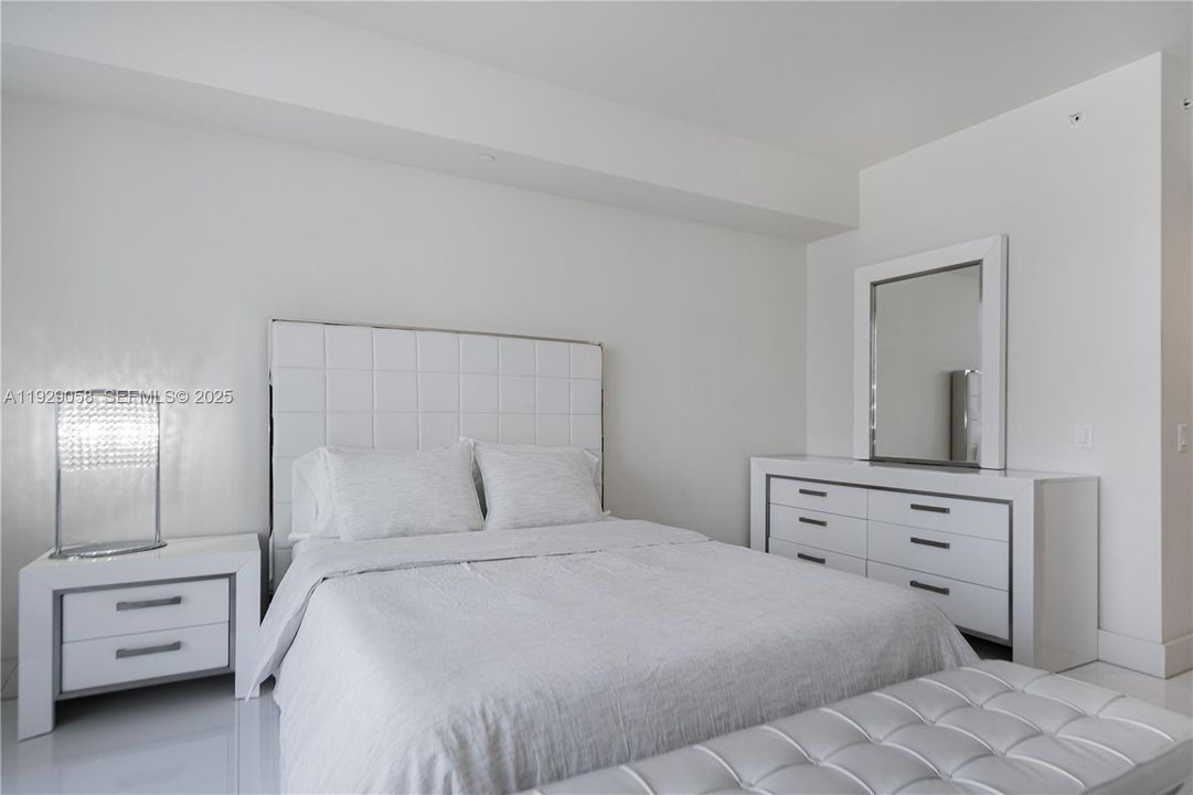 В аренду: $2,999 (0 спален, 1 ванн, 362 Квадратных фут)