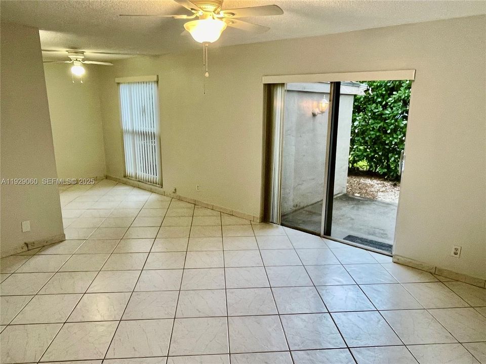 En Renta: $1,600 (1 camas, 1 baños, 700 Pies cuadrados)