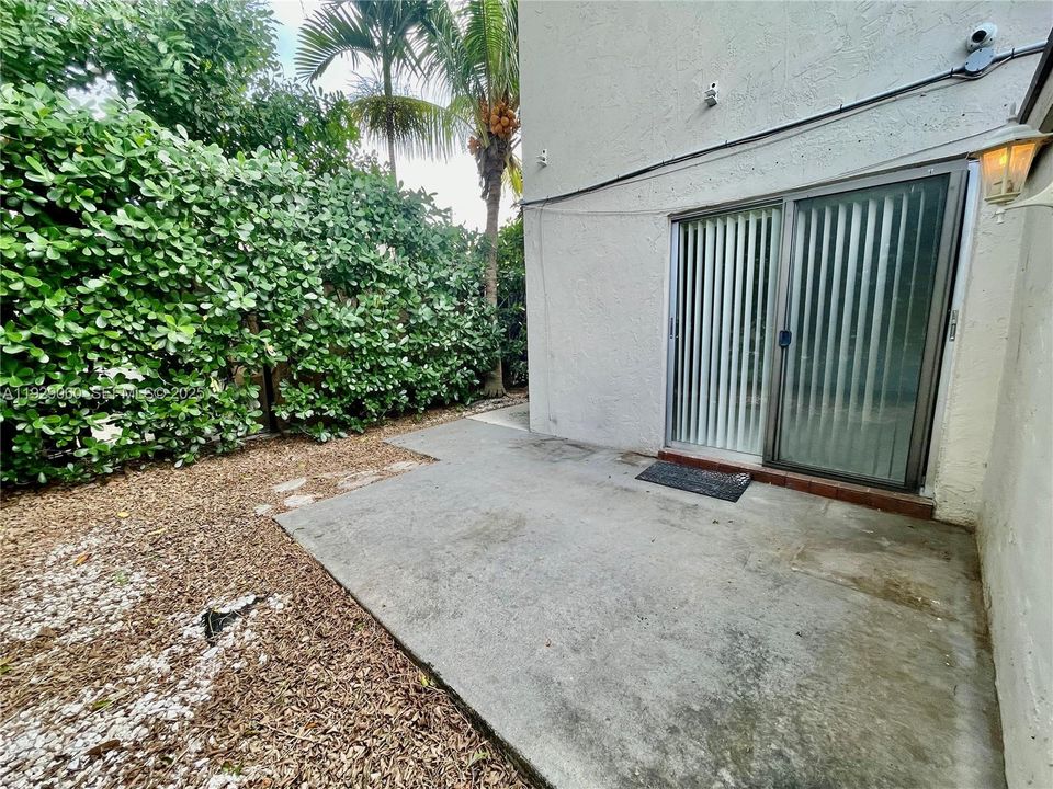 En Renta: $1,600 (1 camas, 1 baños, 700 Pies cuadrados)