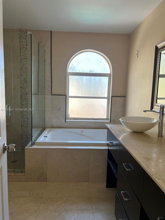 For Sale: $775,000 (3 beds, 2 baths, 1836 Square Feet)