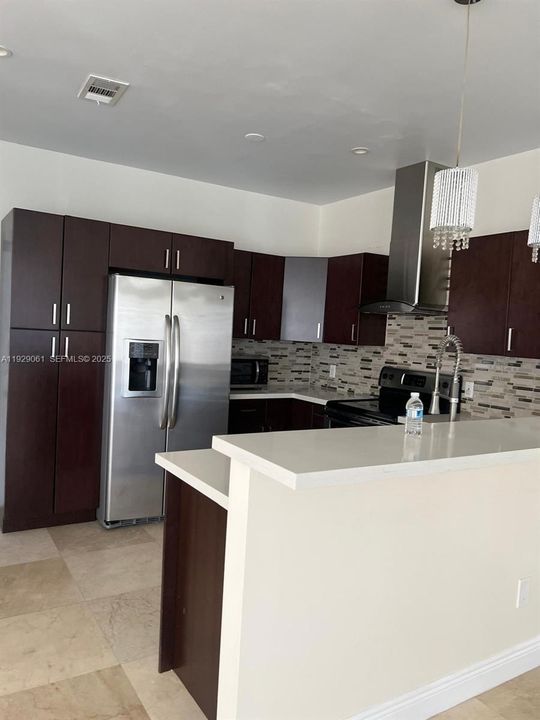 For Sale: $775,000 (3 beds, 2 baths, 1836 Square Feet)