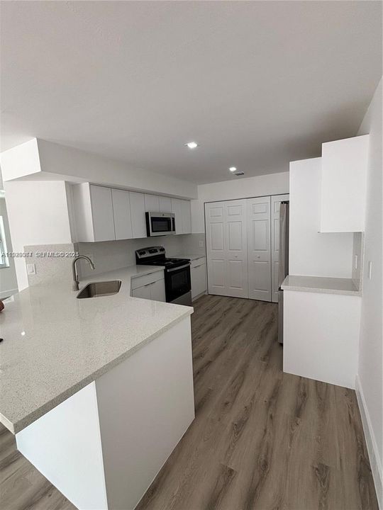 待售: $490,000 (3 贝兹, 2 浴室, 1547 平方英尺)