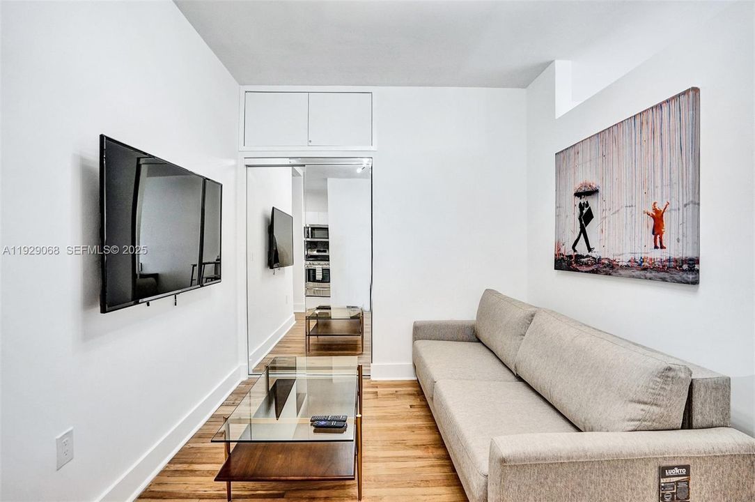 В аренду: $2,000 (0 спален, 1 ванн, 515 Квадратных фут)