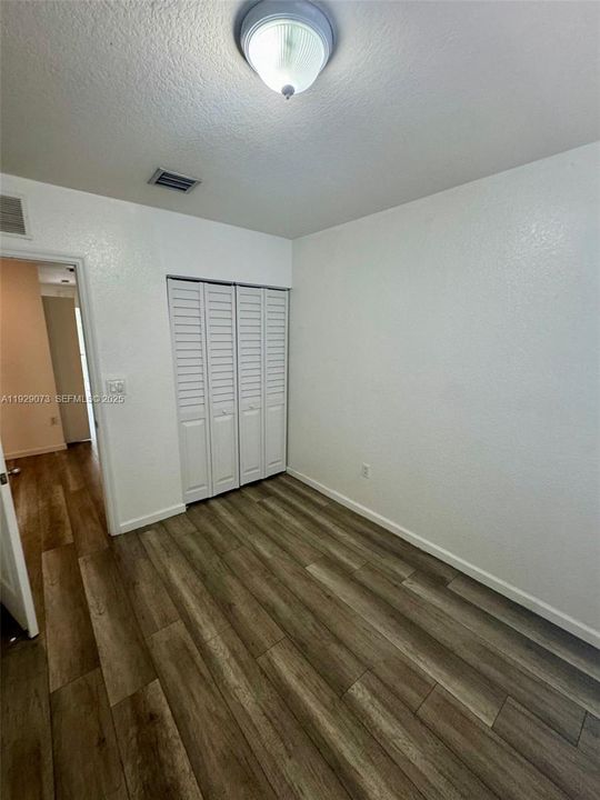 For Rent: $3,000 (3 beds, 2 baths, 1700 Square Feet)