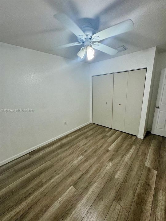For Rent: $3,000 (3 beds, 2 baths, 1700 Square Feet)