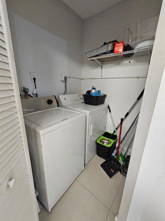 For Rent: $4,600 (2 beds, 2 baths, 1024 Square Feet)