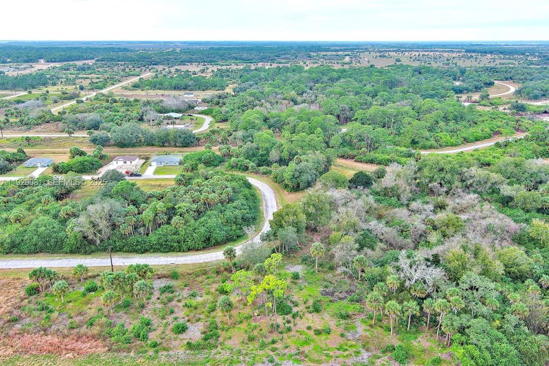 待售: $32,000 (0.27 acres)