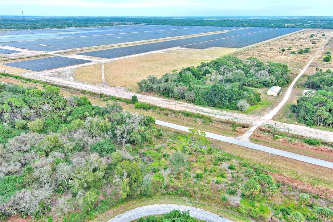 待售: $32,000 (0.27 acres)